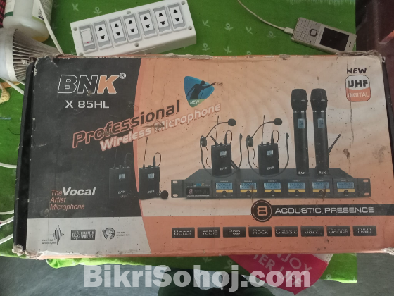 bnk professional wireless microphone x-85hl 4channel (used)